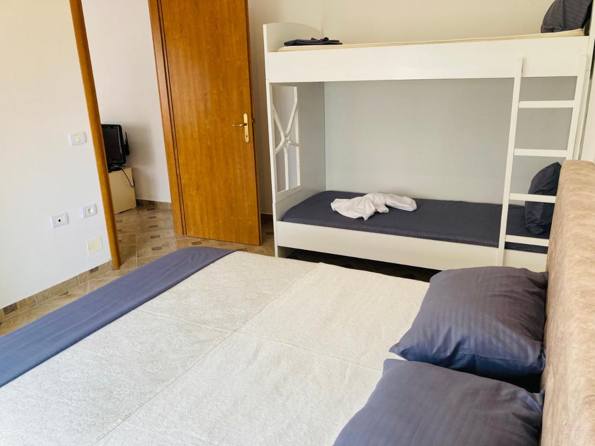 Lungomare Holiday Apartments - Housity