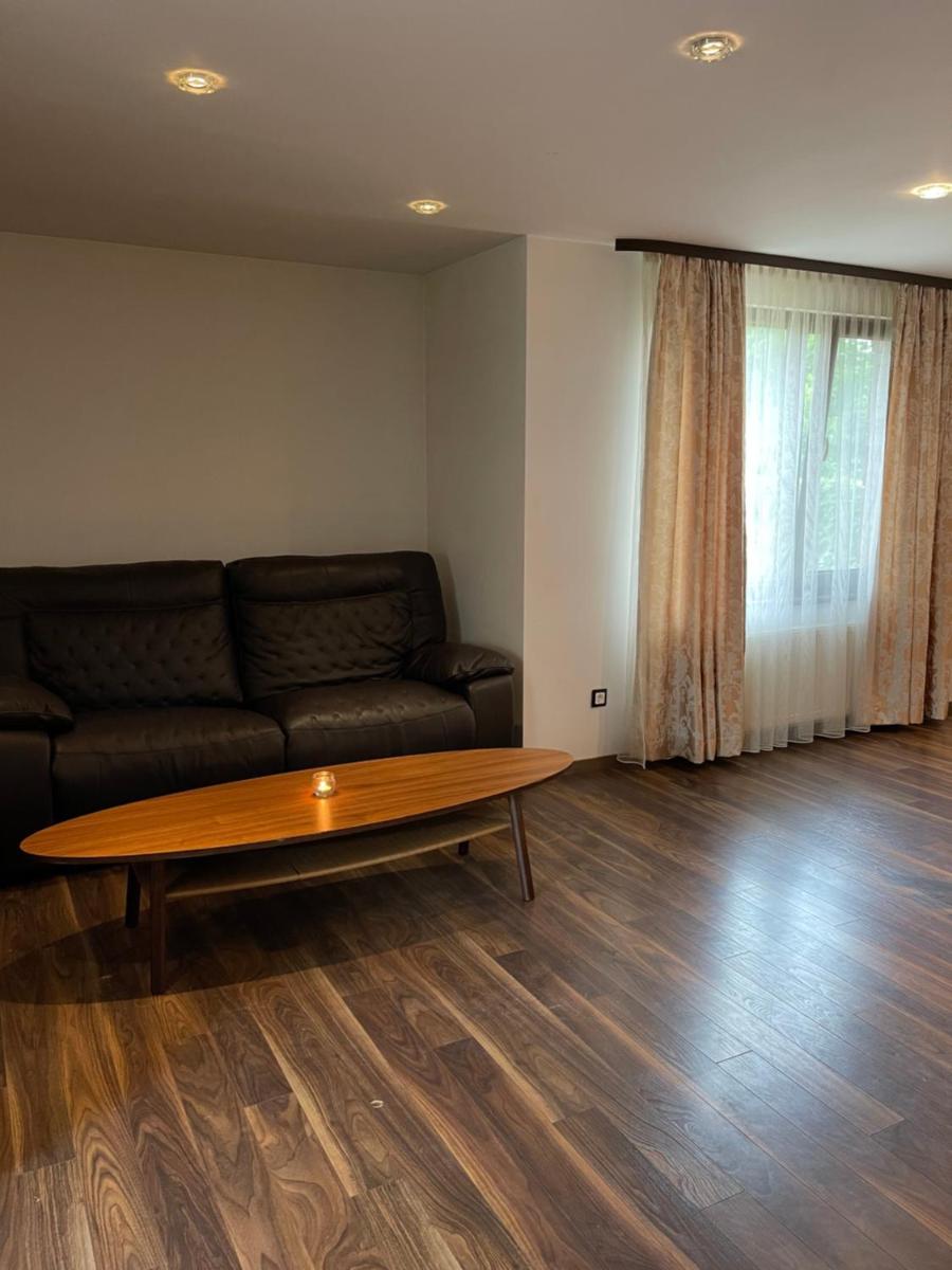 Beautiful 2 bedroom house with garden and barbeque - Housity