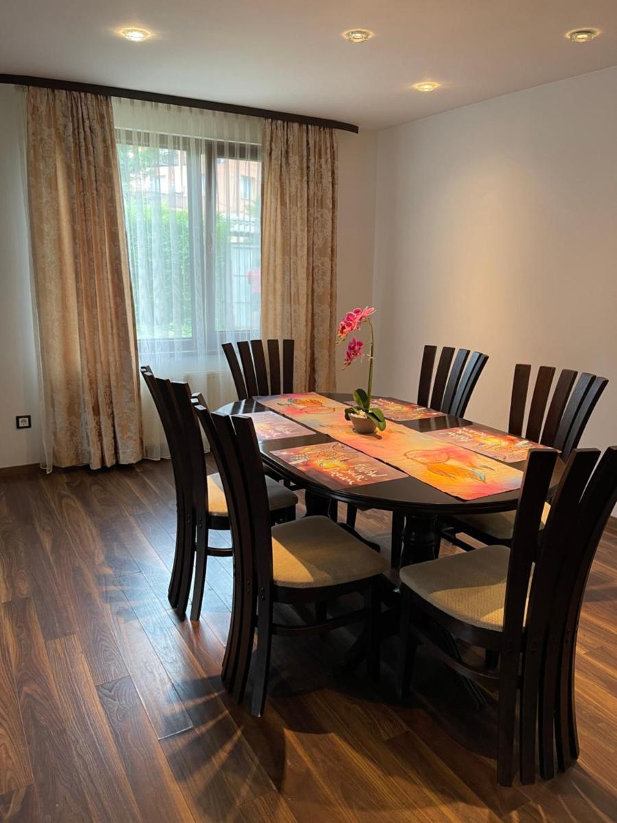 Beautiful 2 bedroom house with garden and barbeque - Housity