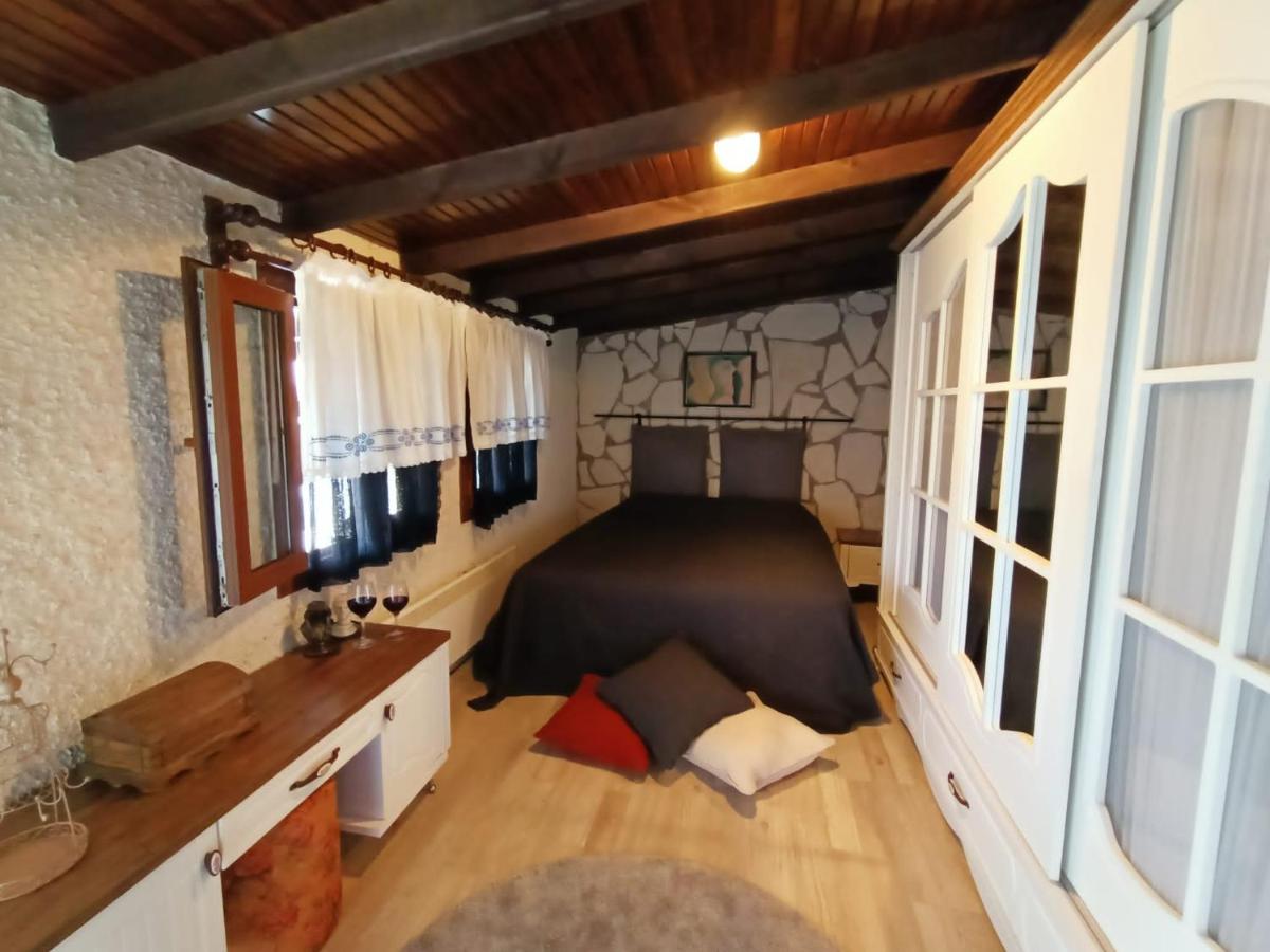 AG Home - Housity