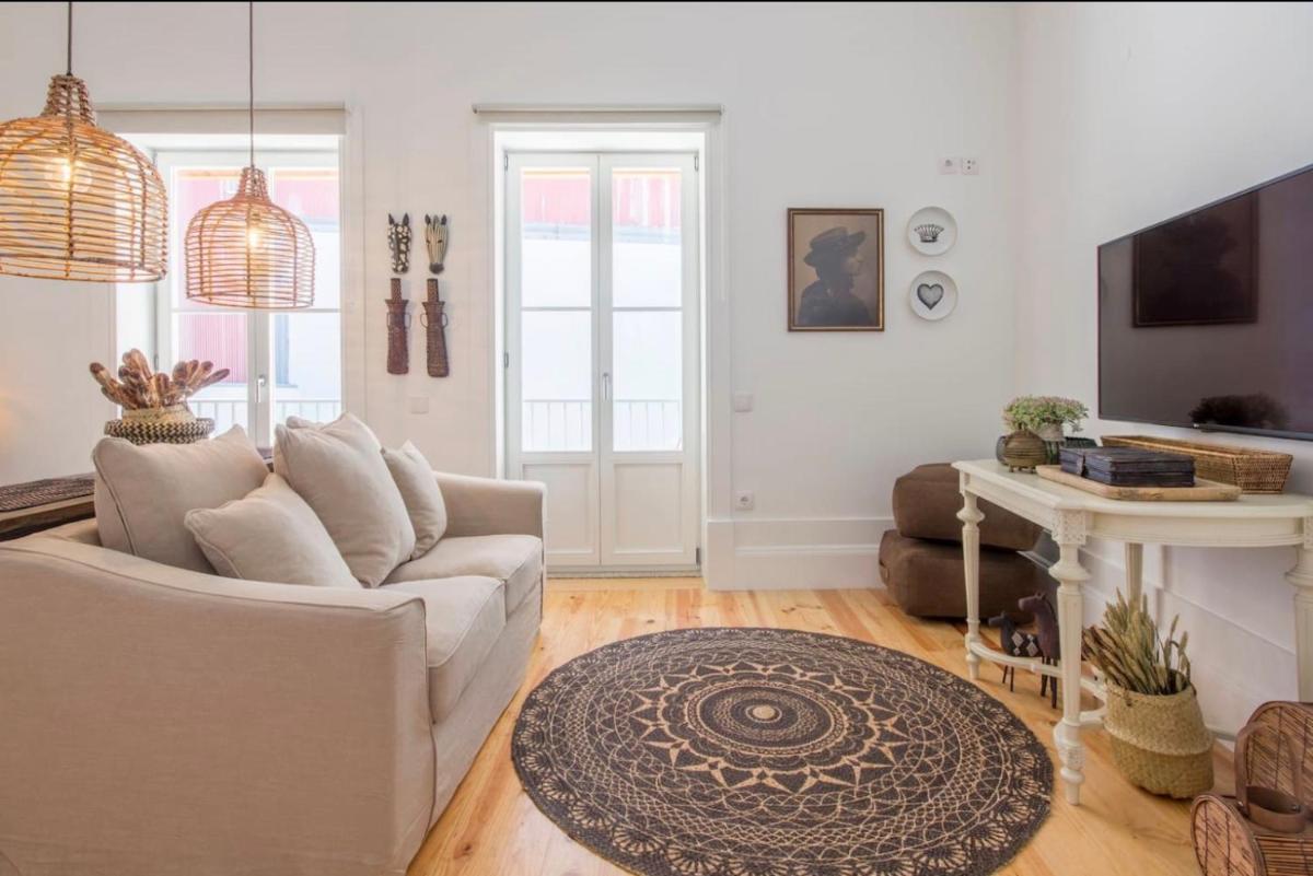 Suitetrails - Lovely 1 Bedroom apartment with balcony