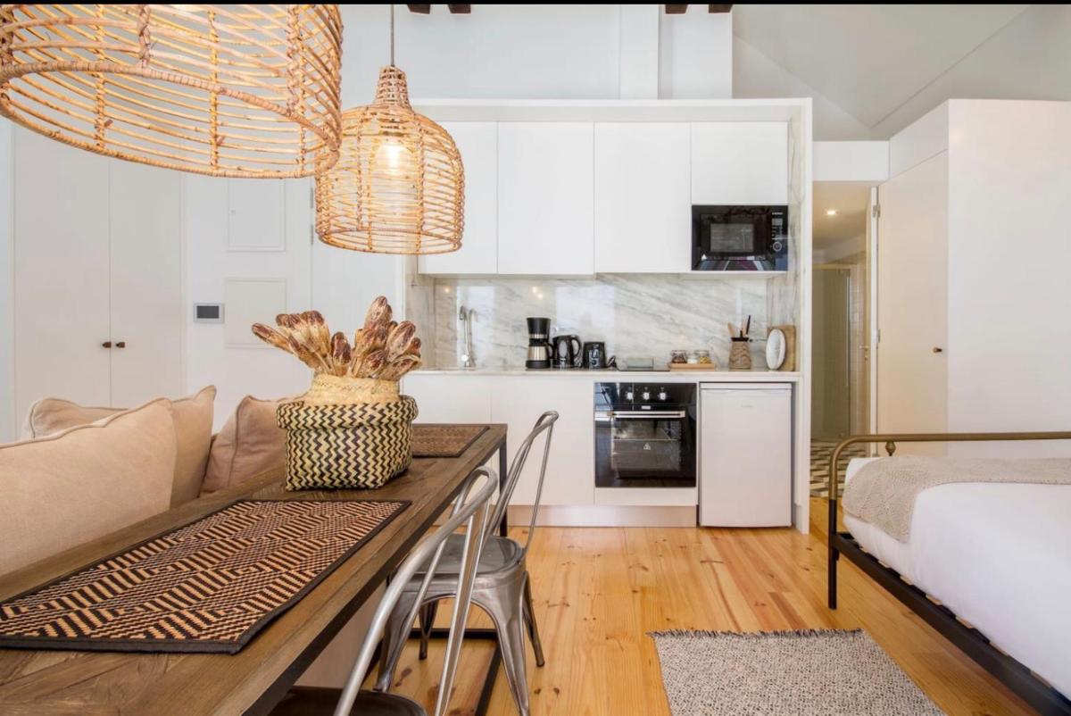 Suitetrails - Lovely 1 Bedroom apartment with balcony