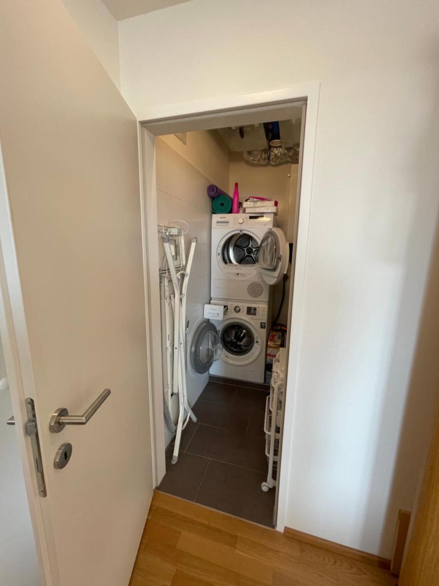 Penthouse Wohnung am Radweg mit Dachterasse - Housity