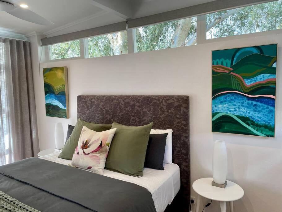 Modern Stylish Self-contained Apartment - Housity