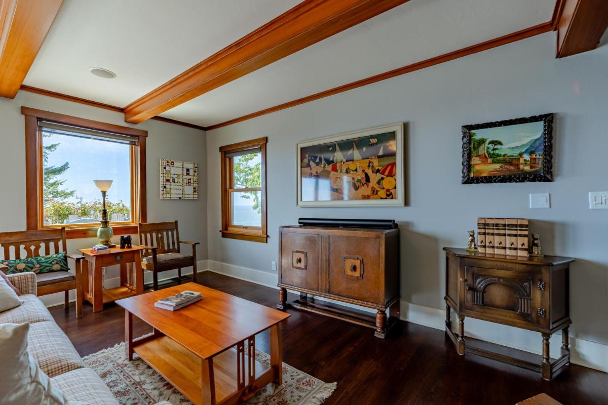 Trinidad Pearl - Housity