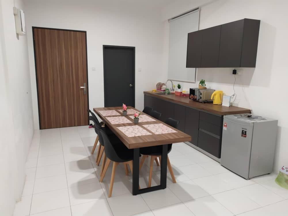 Daddy's GuestHouse IMPERIO ALOR SETAR - Housity