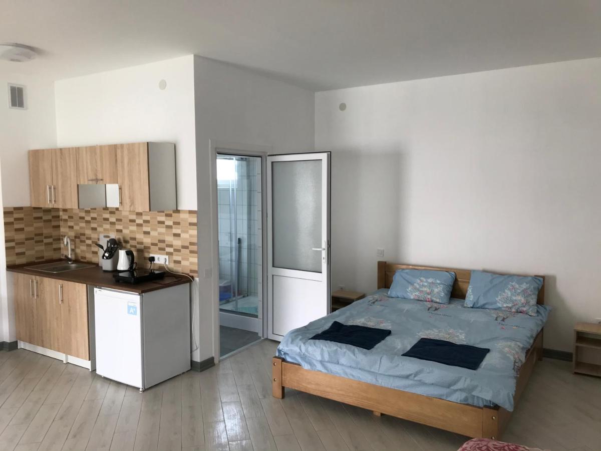 Grand Like - Housity