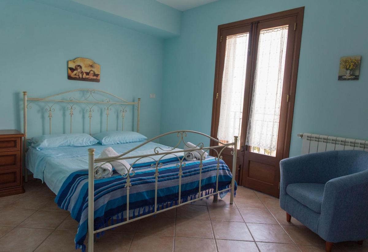 Il Sole e La Luna - Housity