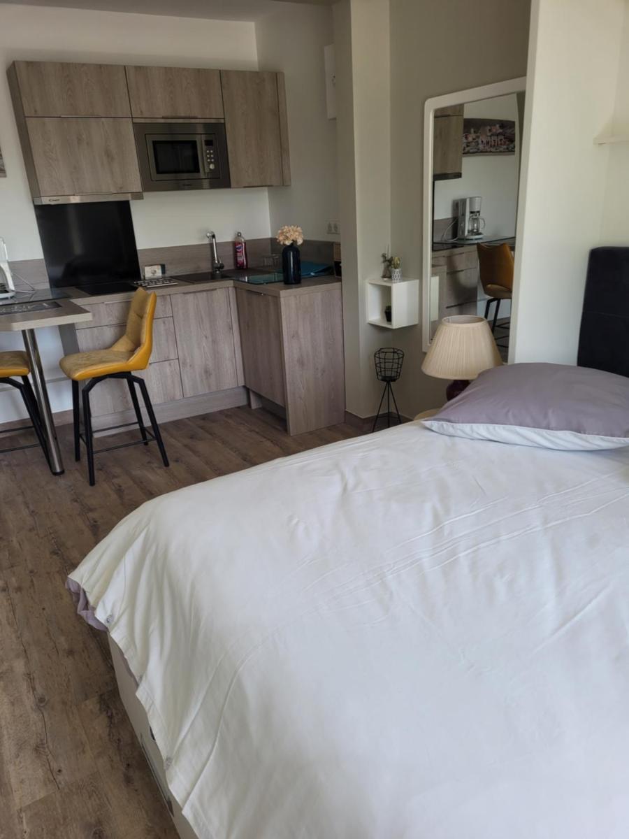 CHANGÉ, 10mn LE MANS 72 - Housity