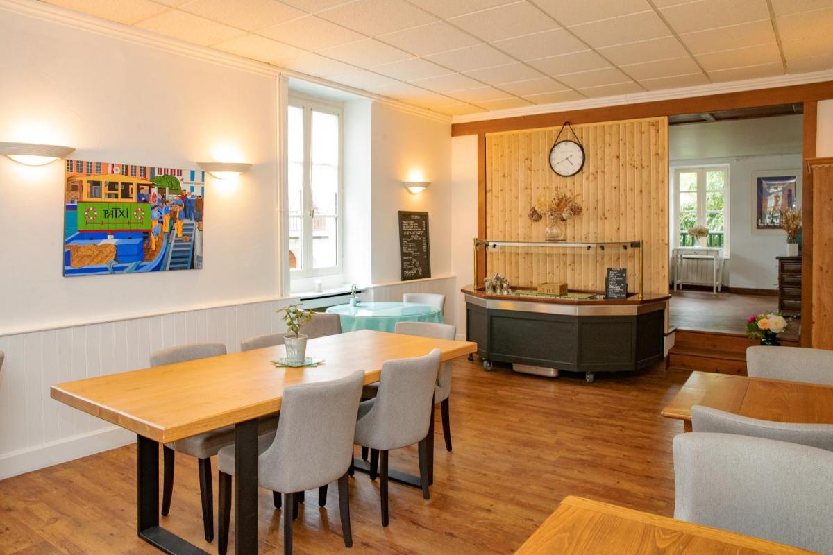 Hostellerie du Parc - Housity