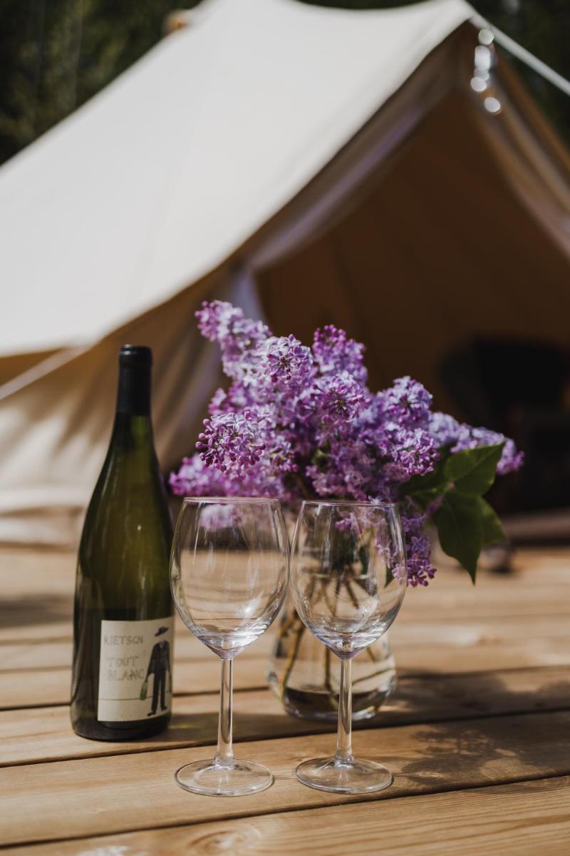 Falkeröd - Lyxig glamping i naturreservat ink frukost - Housity