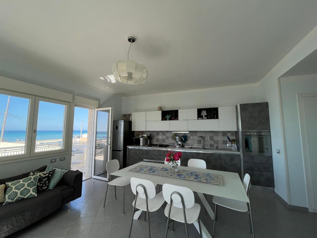 236 tonnarella sea house - Housity