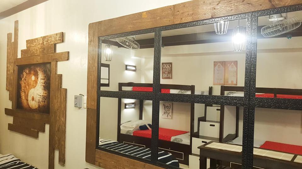King Bed Suite- Wooden Rustic Style - Hizvo