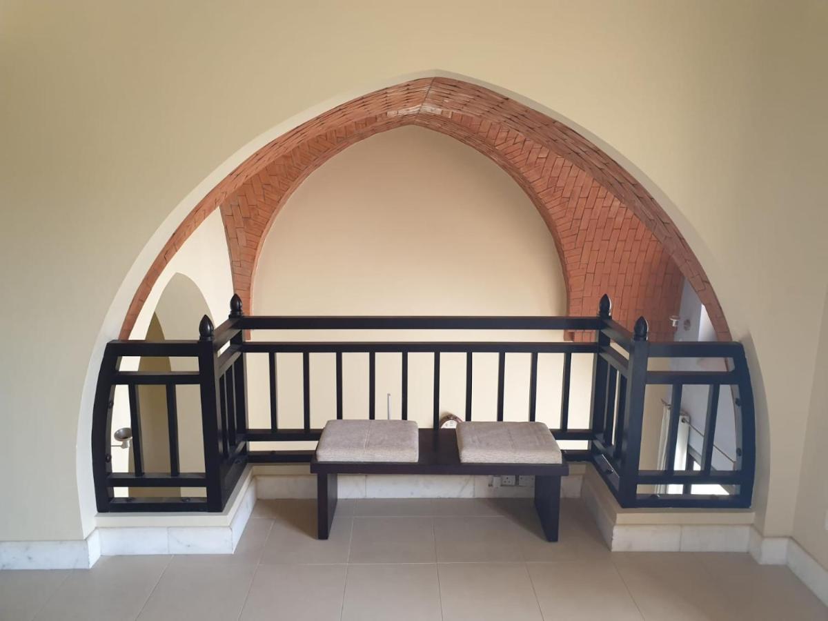 Peaceful Private Villa at Five Star Beach Resort - Housity