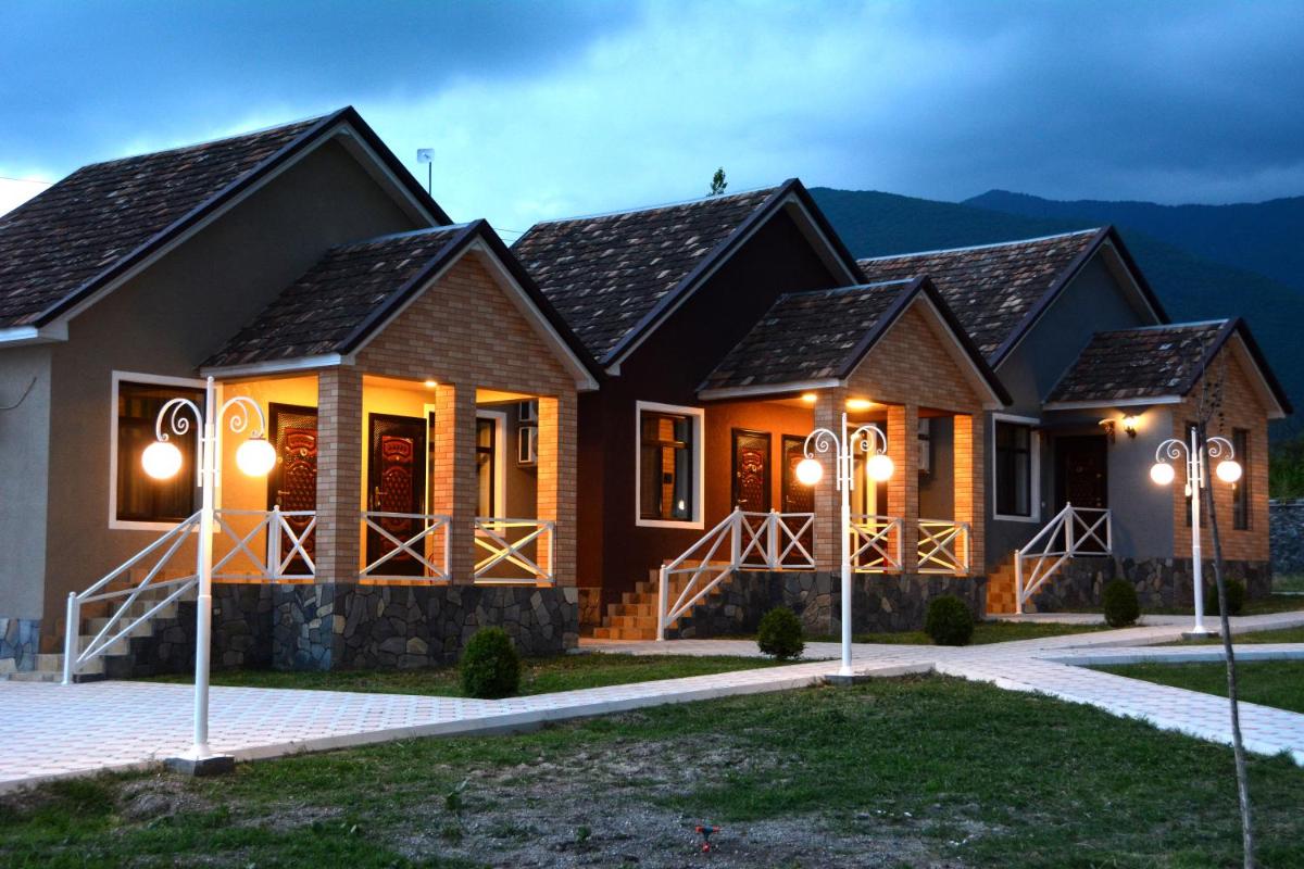 Tulpan Hotel - Housity