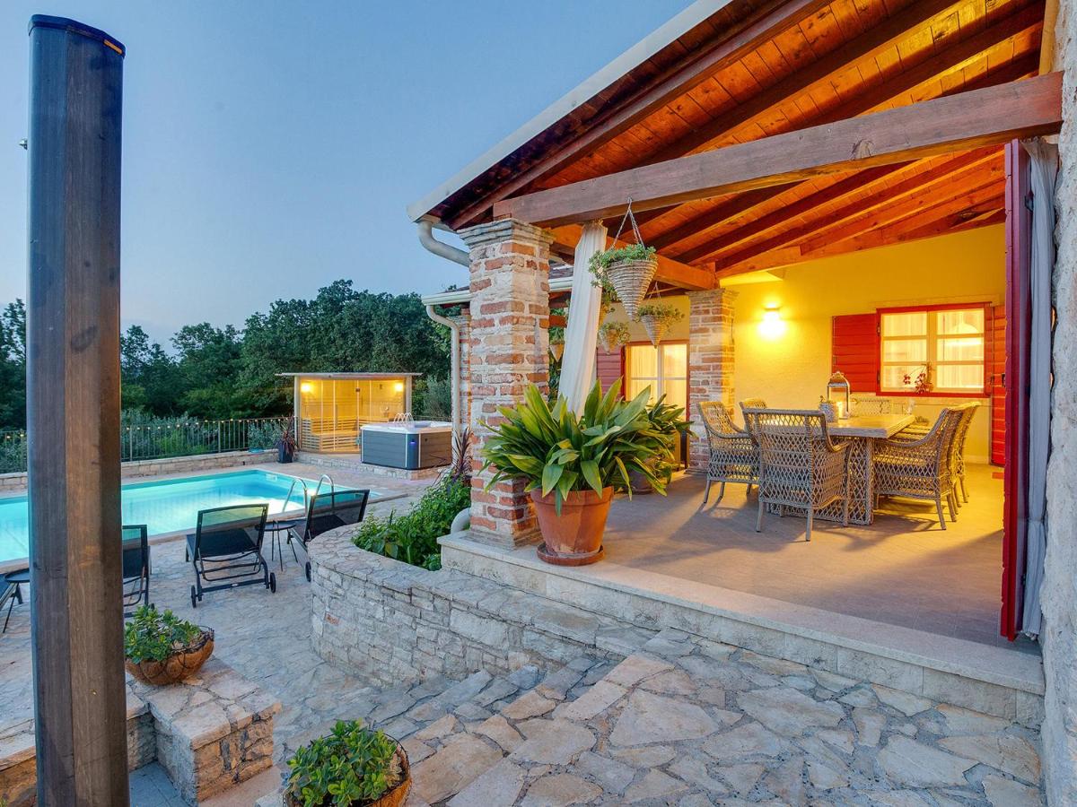 Villa Stupenda - Housity