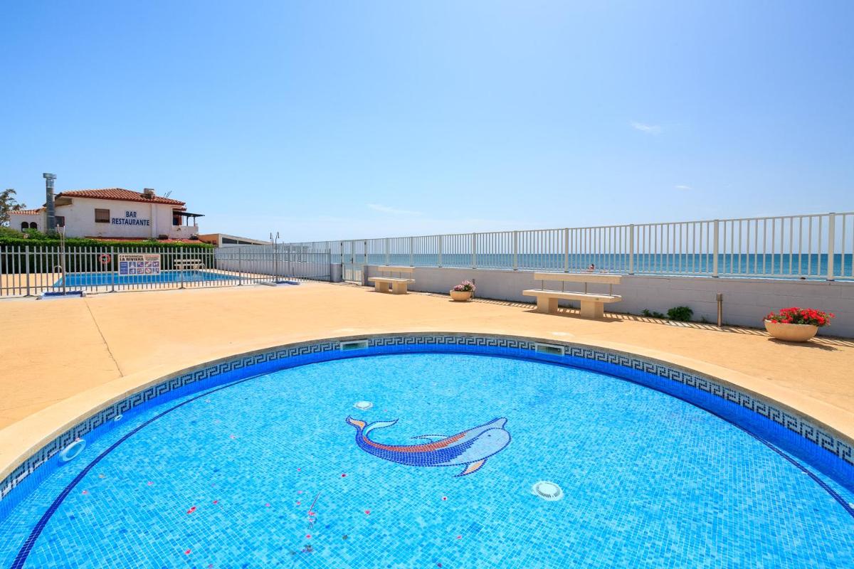 Suitetrails - UHC Riviera Family Apartments