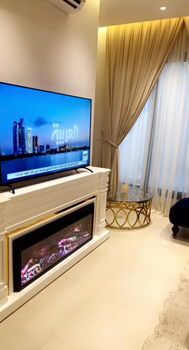 VIP Romantic Holidays - Housity