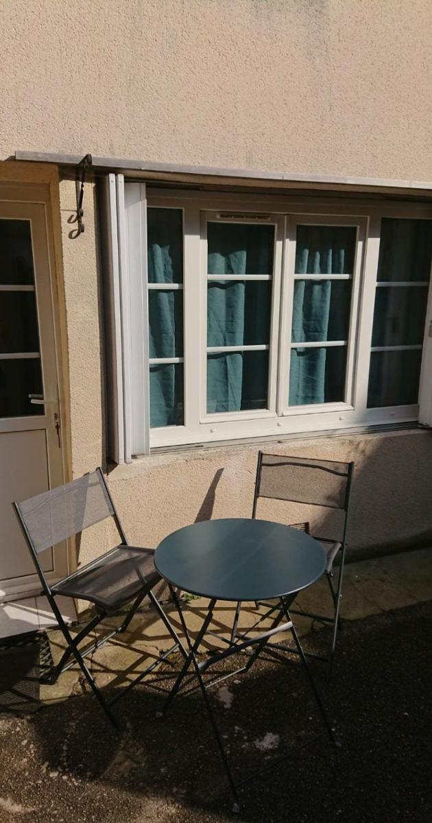 F2 RDC cours Courseulles sur mer - Housity