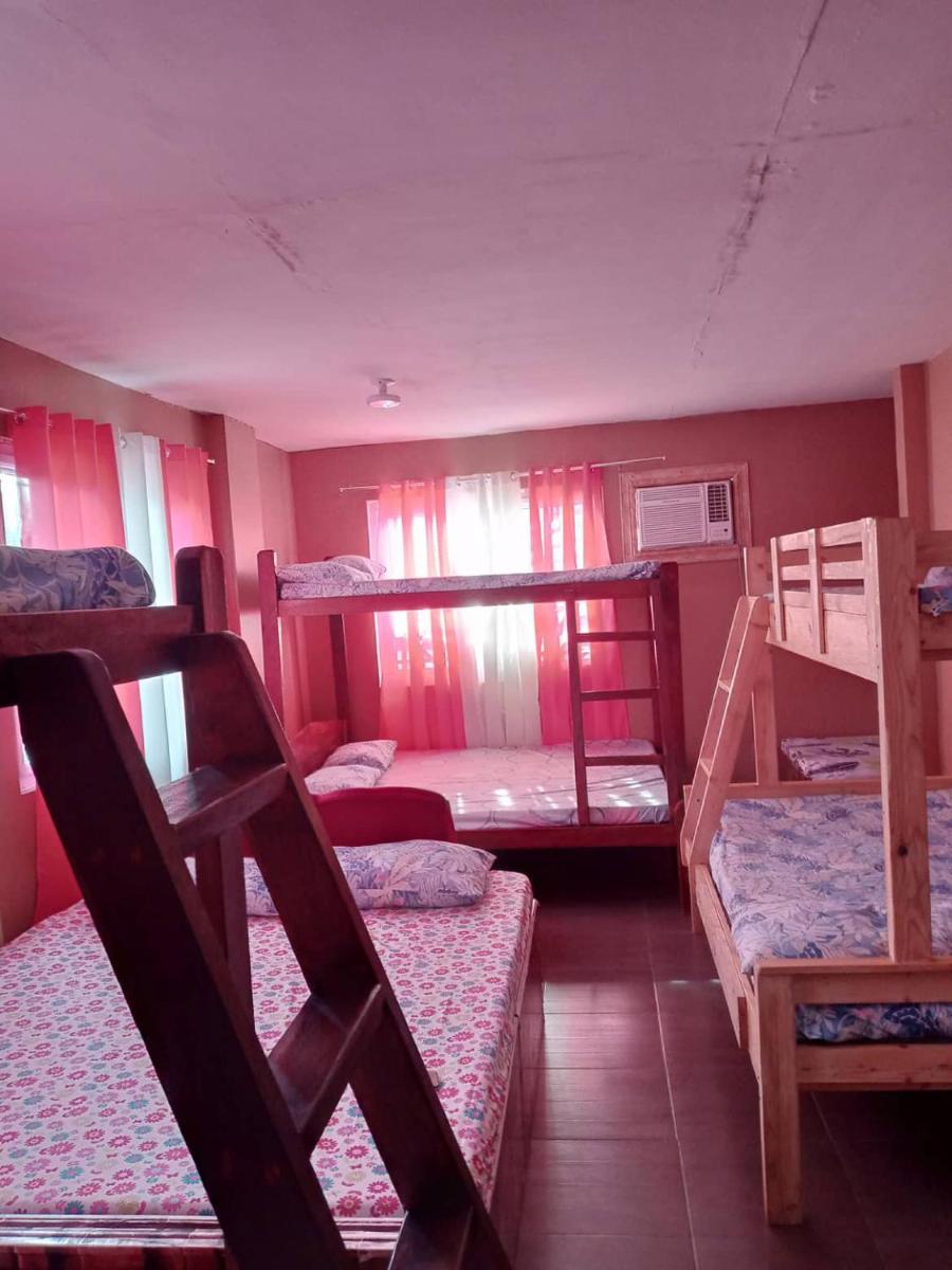 Private House with Pool Rental in Dasma Cavite - Housity