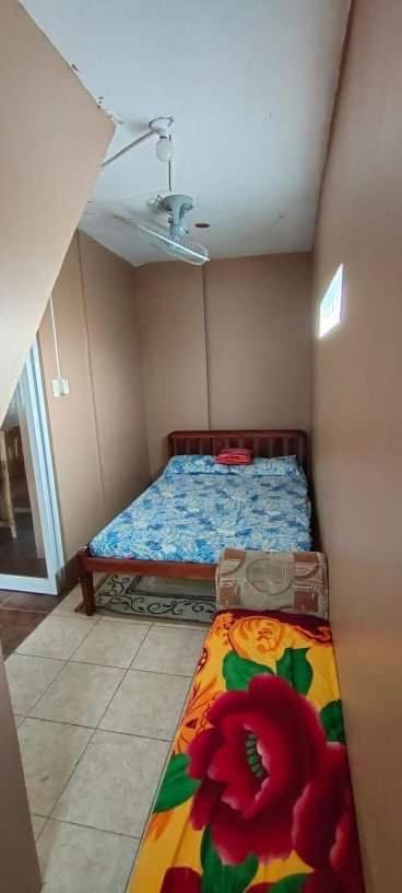 Private House with Pool Rental in Dasma Cavite - Housity