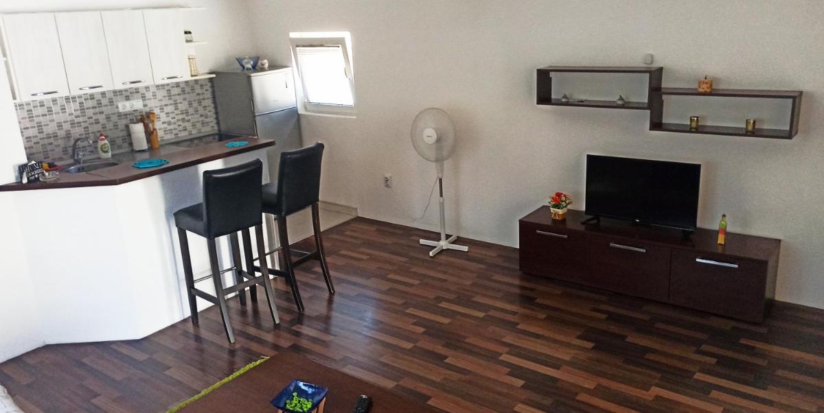 Apartman Ema - Housity
