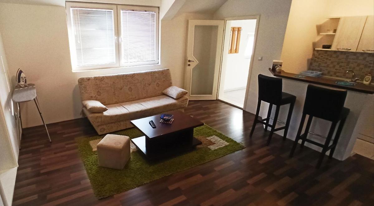 Apartman Ema - Housity