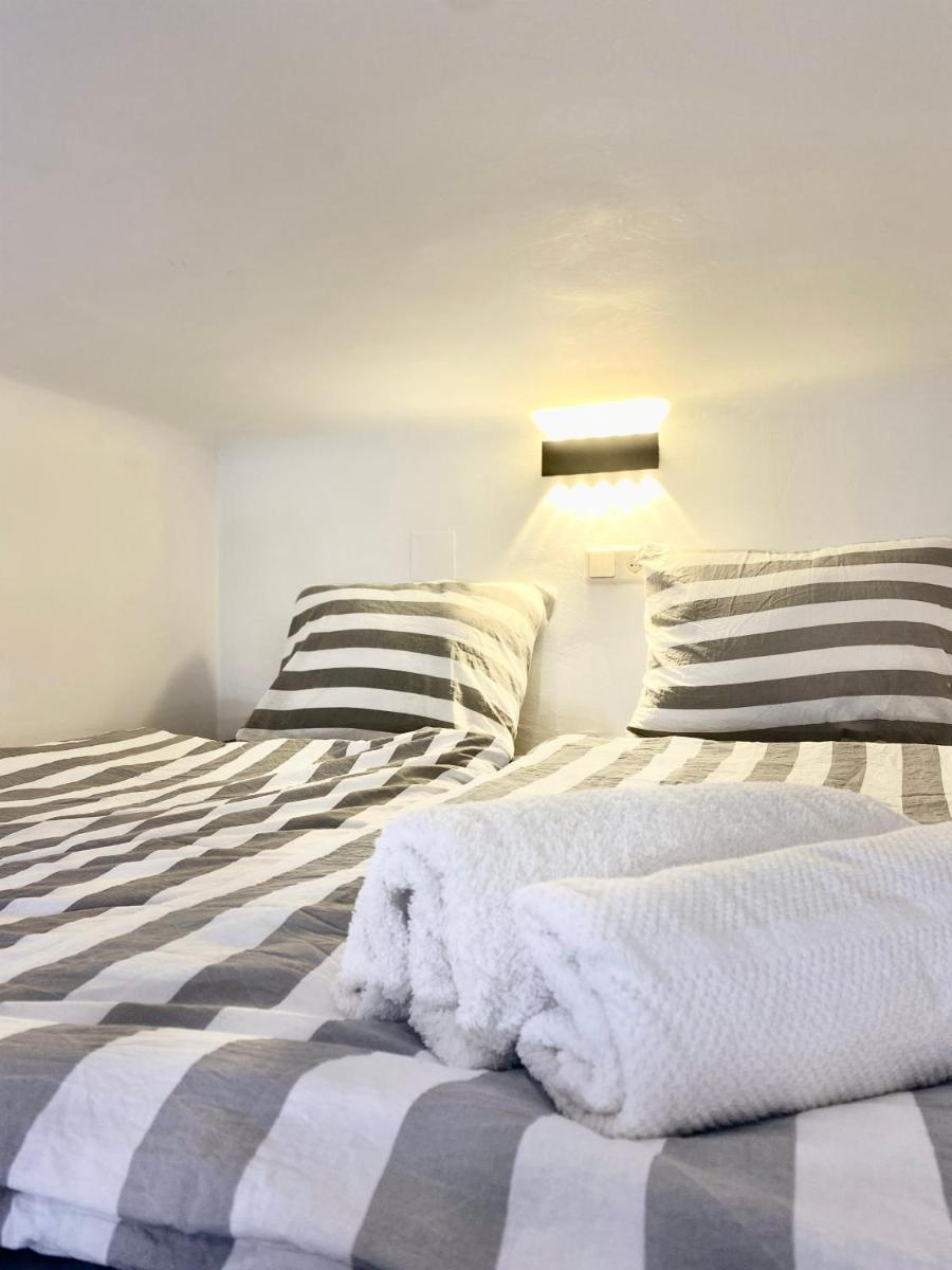 Mini Smart Studio - Self Check-in - Housity