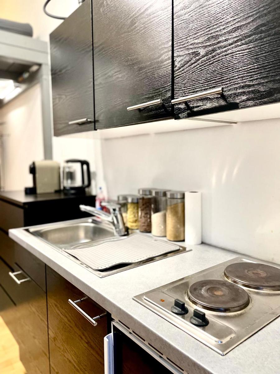 Mini Smart Studio - Self Check-in - Housity