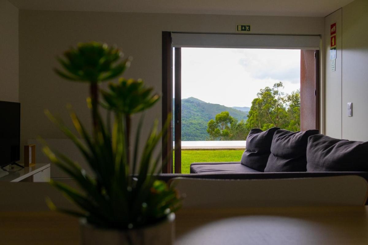 Carvalheira Country House - Gerês - Housity
