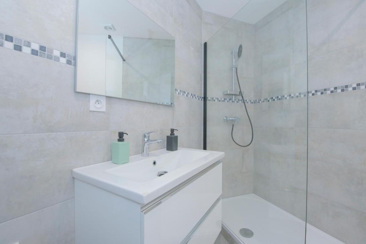 Suitetrails - Les Champs, T2 hypercentre chic et cosy Wifi par SOVALFI