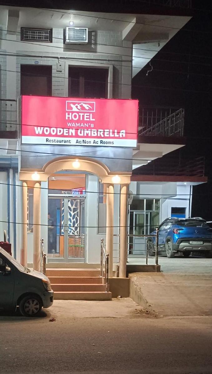 Hotel Wooden Umbrella - Housity