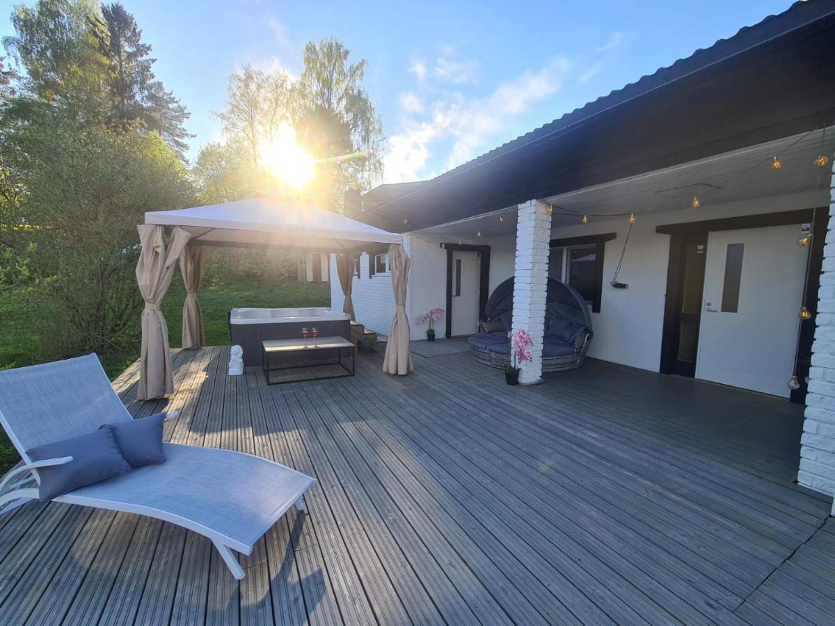 Villa white Lion - Housity