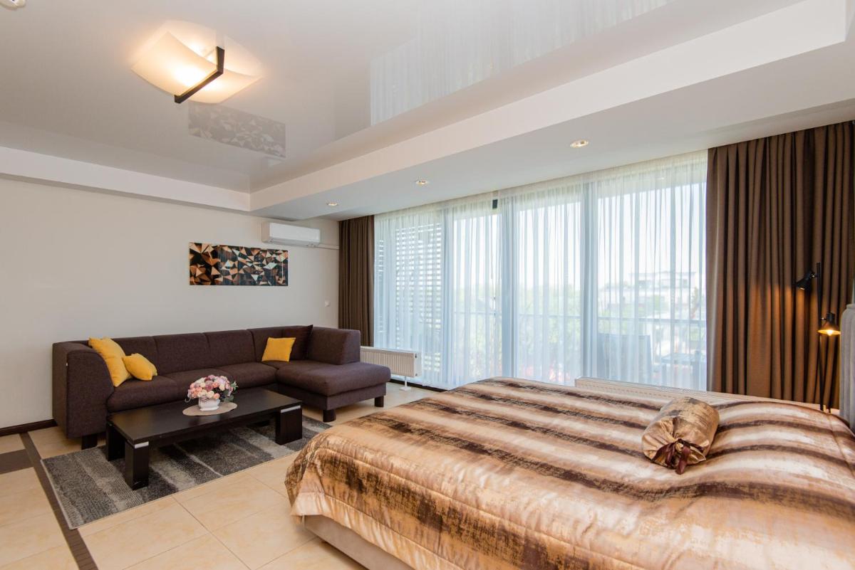 Mini Sun Apartments With Private Garage Parking - Hizvo