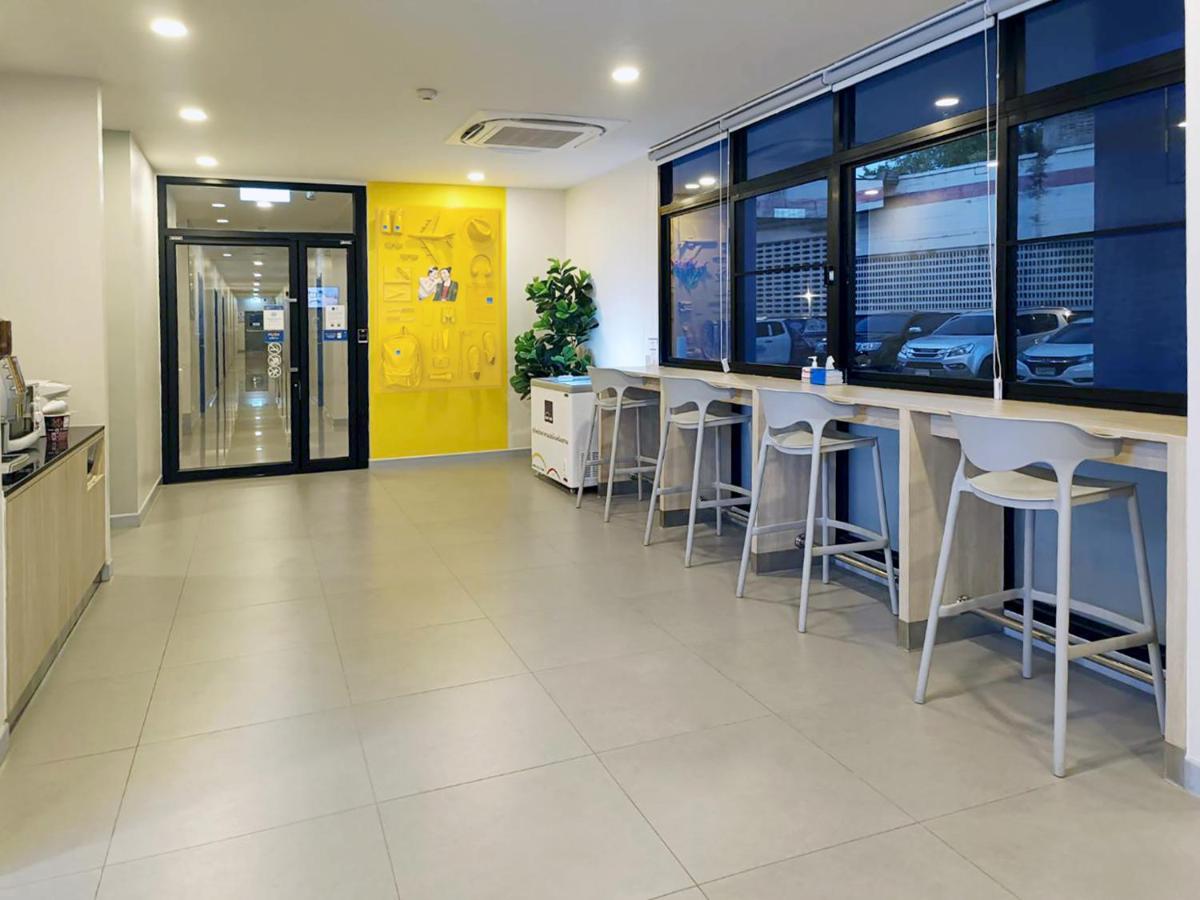 Hop Inn Nan - Housity