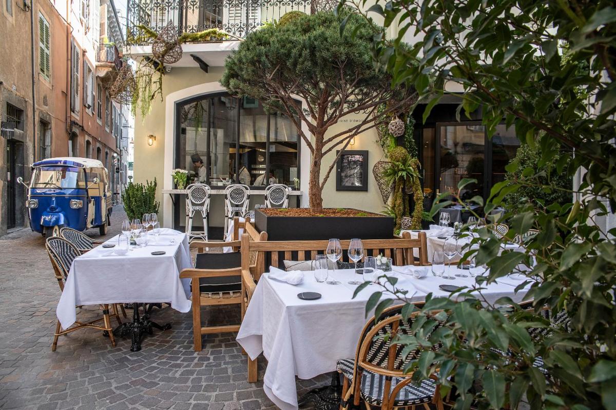Restaurant ou autre lieu de restauration dans l'établissement Petit Hôtel Confidentiel