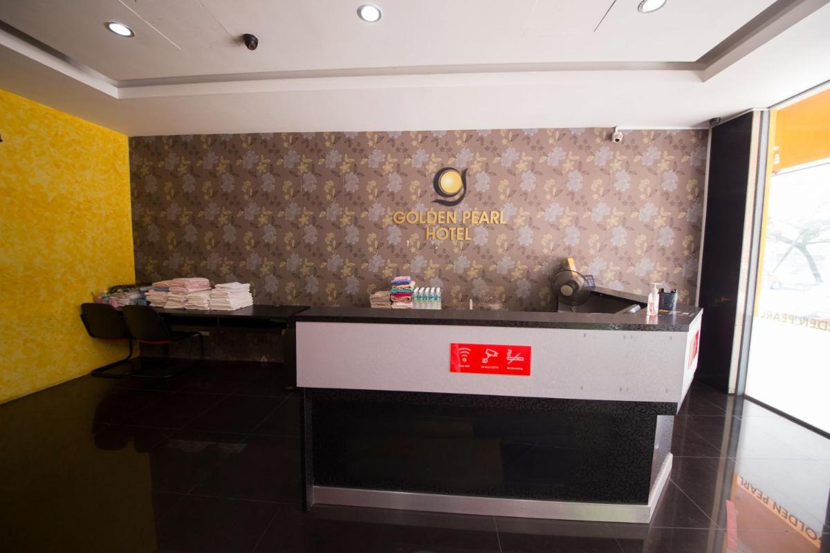 Golden Pearl Hotel Near Universiti Tun Hussein Onn Malaysia UTHM - Housity