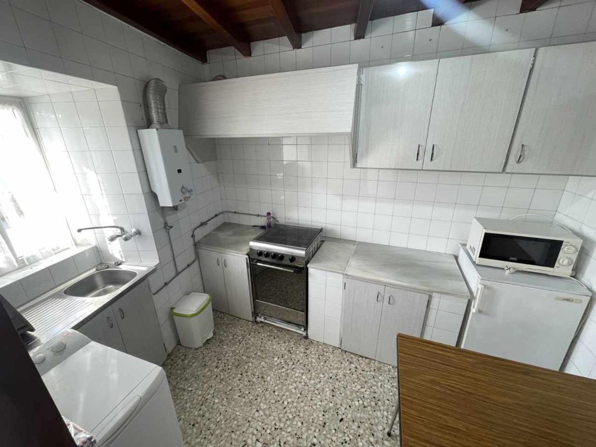 Grupo Gontad Casa Baixo da Capilla Corme - Housity