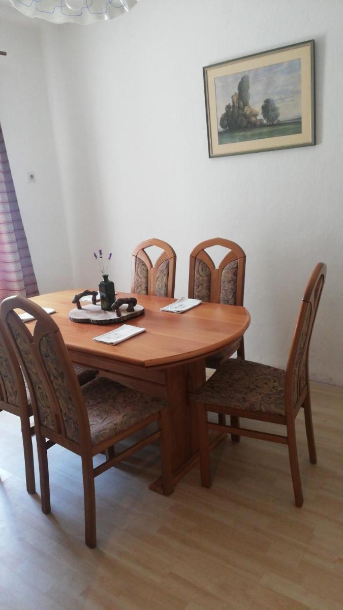 Apartma Caprivi Zavod za razvoj turizma Kočevski rog - Housity