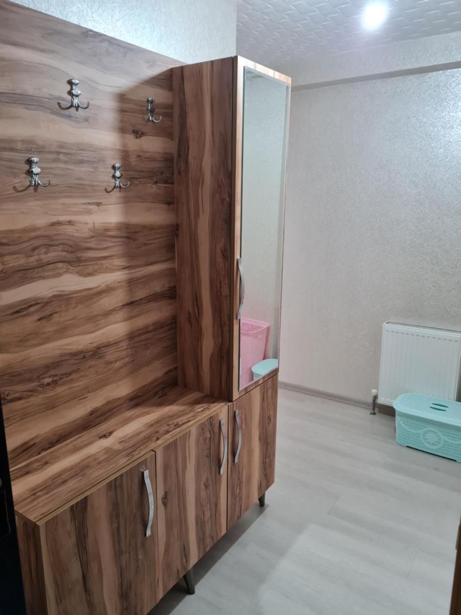 Bursa 2 - Housity