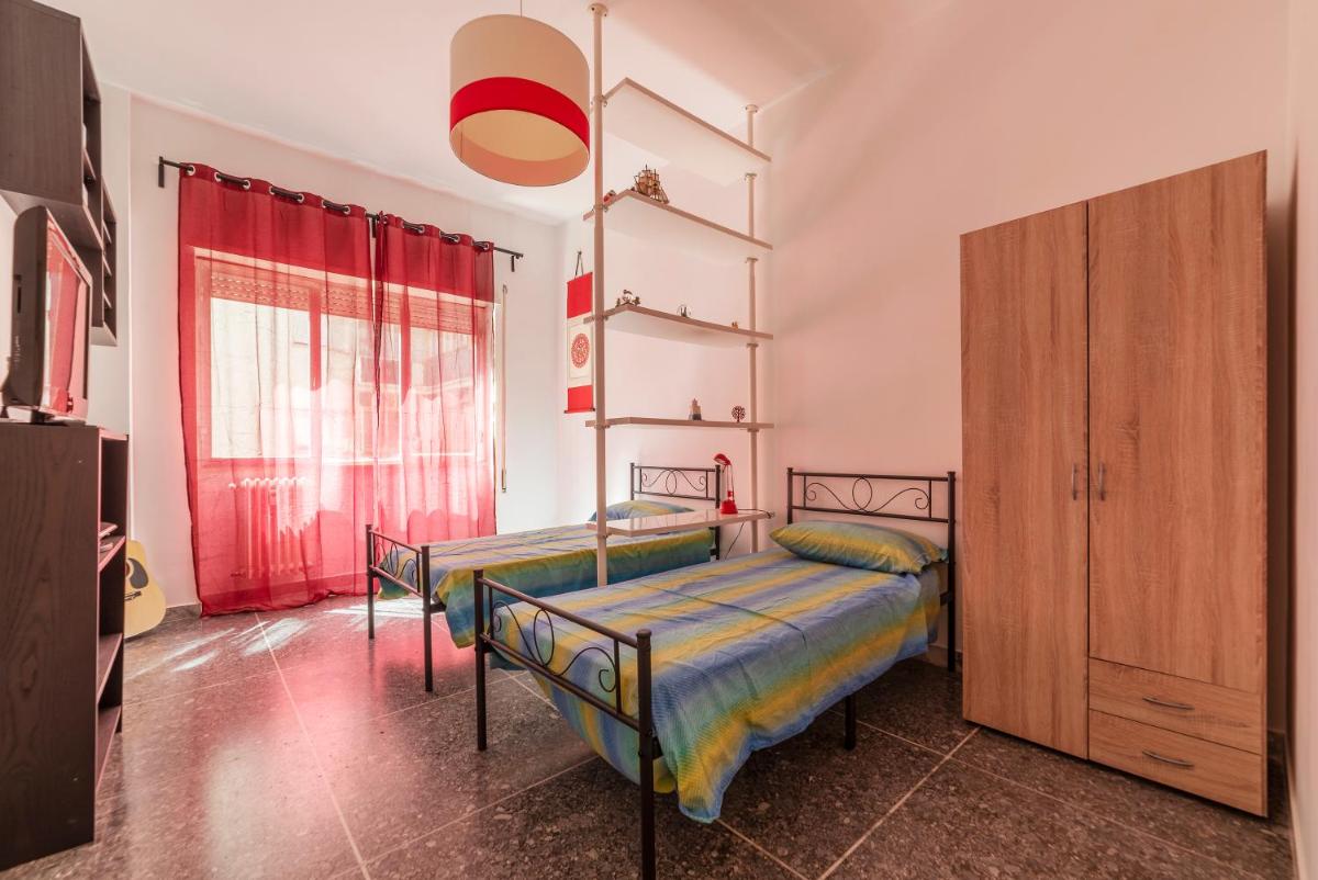 Angelini's Cozy Flat - Housity