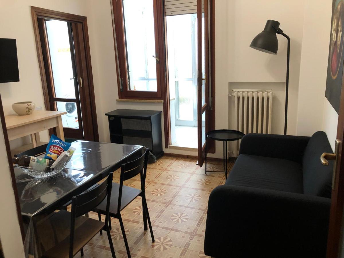 FAMILY HOME - Housity
