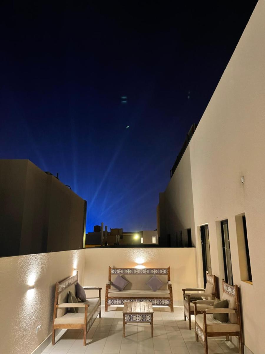 VIP Romantic Holidays - Housity