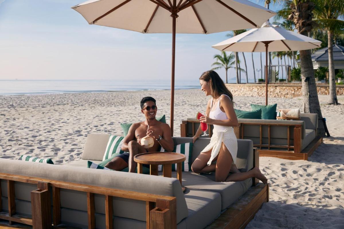 Dusit Thani Hua Hin - Housity