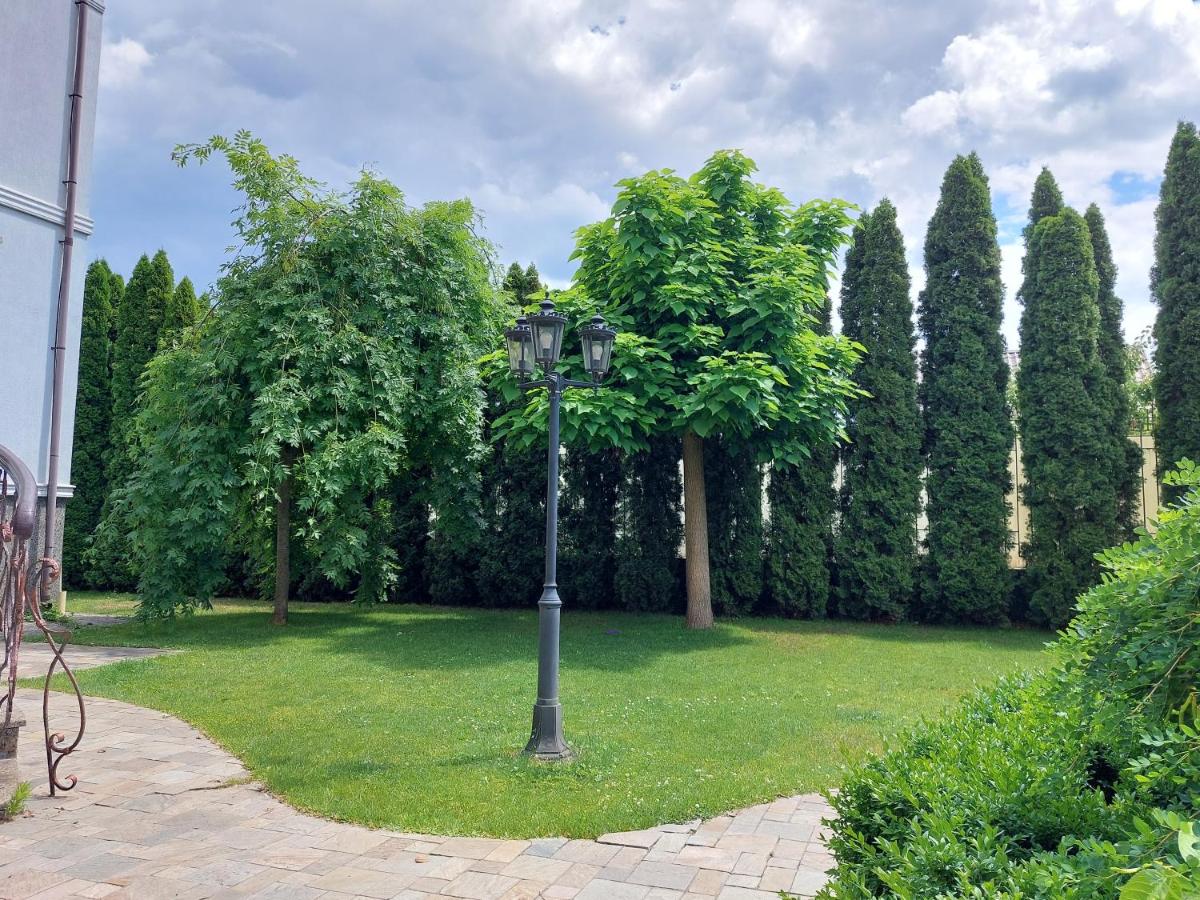 Bortnichi House - Housity