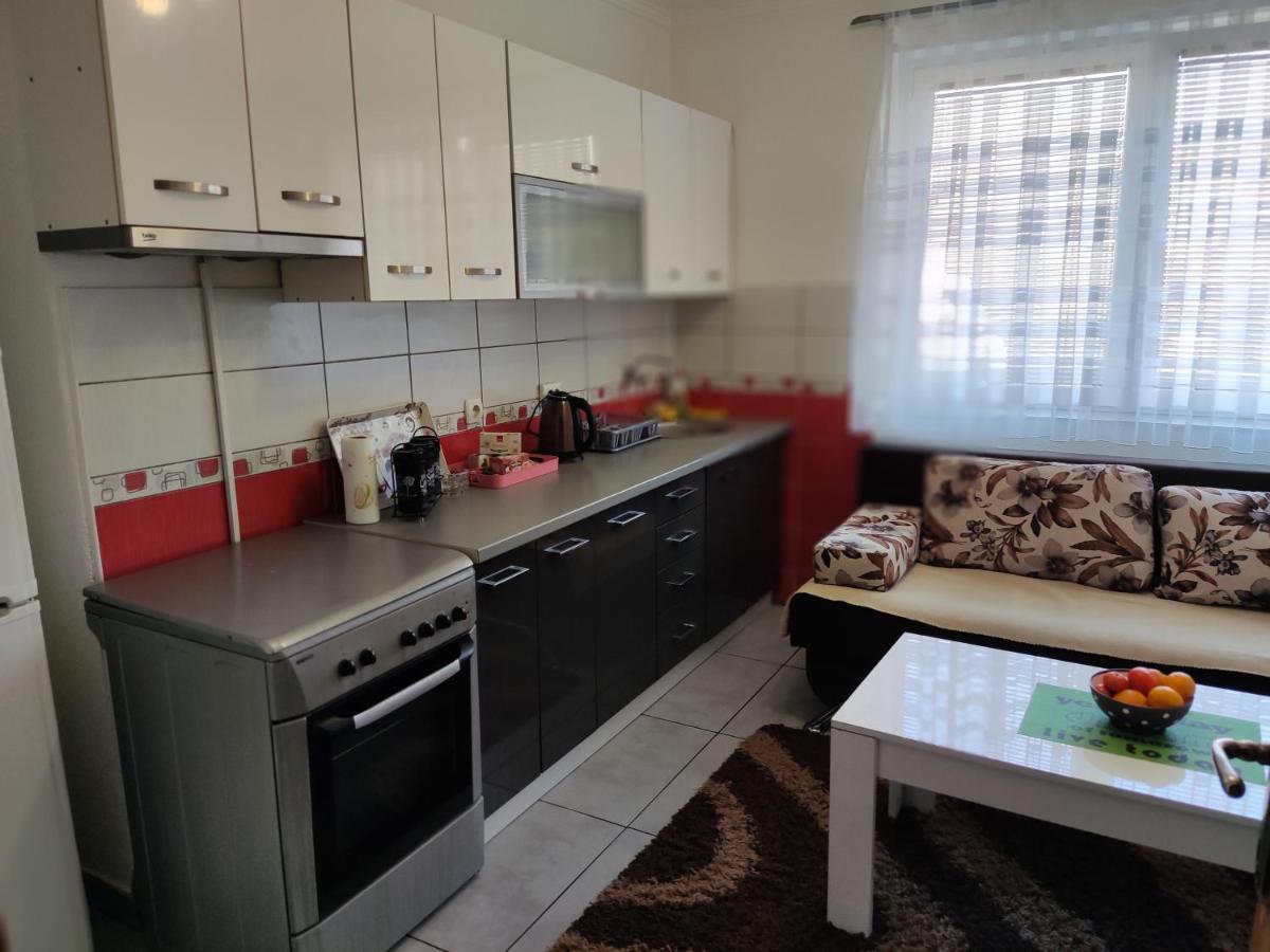 Apartmani Sarah Tuzla - Housity