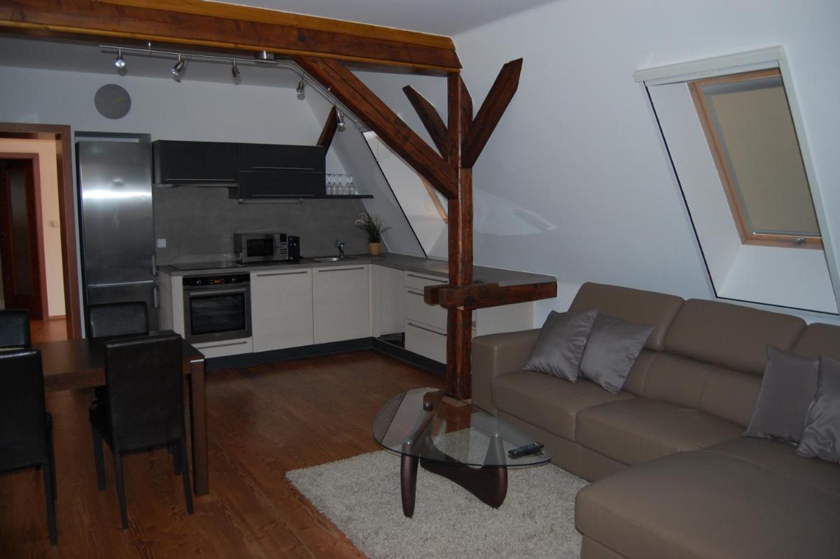 Penzion Alfa - Housity