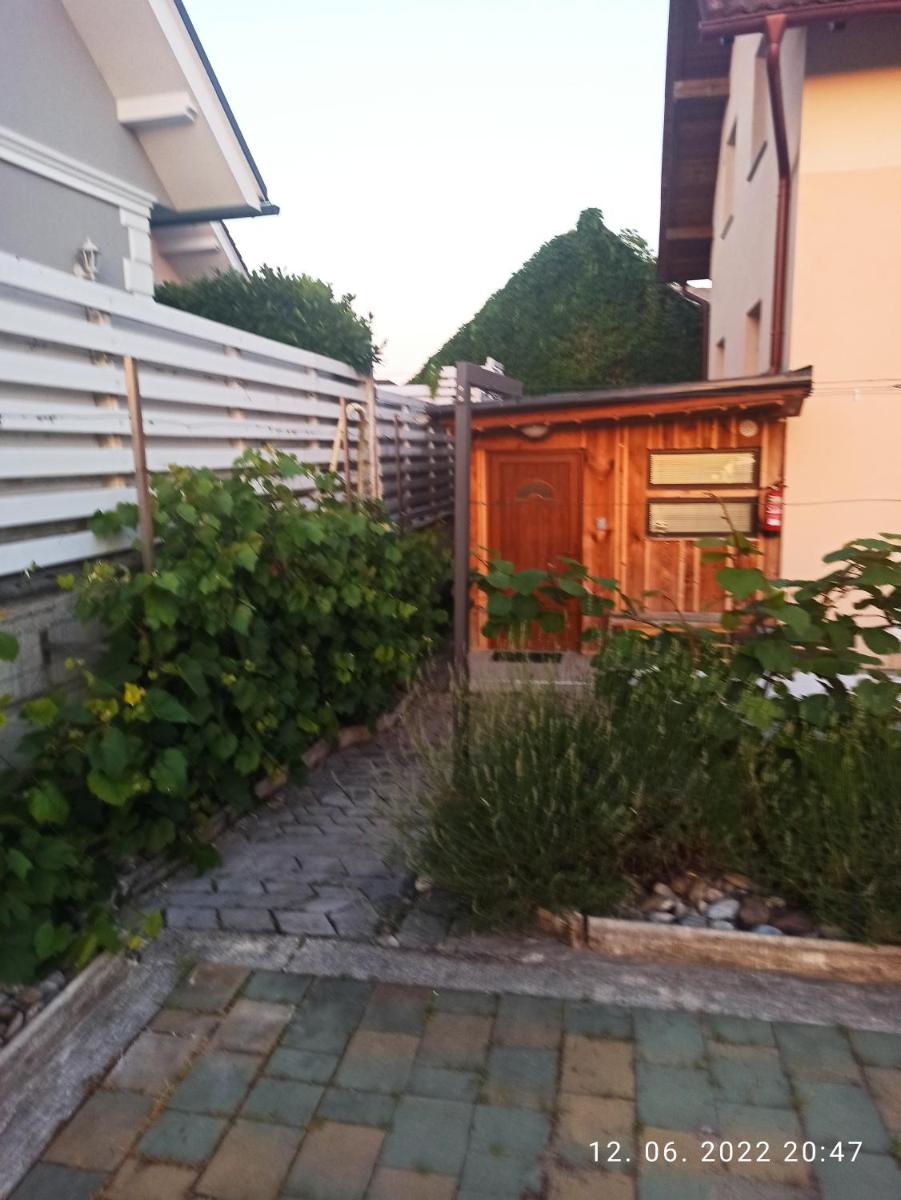 Vagon - studio - near BTC, Ljubljana - Housity