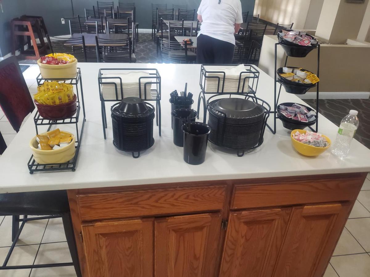 GrandStay Hotel & Suites Ames - Housity