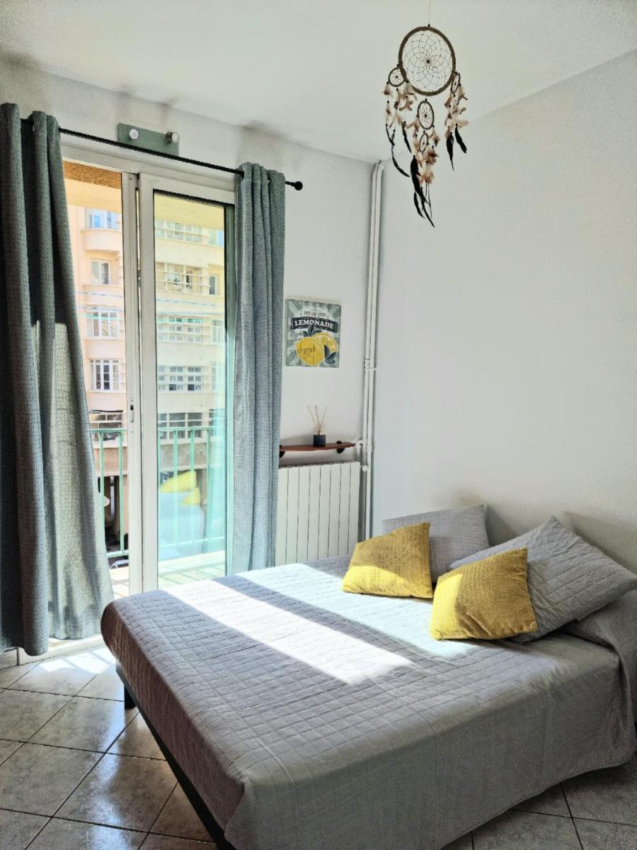 Suitetrails - La Caisserie Vieux-port / une chambre et balcon